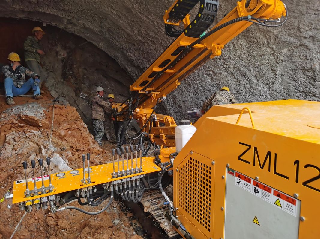 Excavadora de roca multifuncional de tipo rastreador para la construcción de túneles